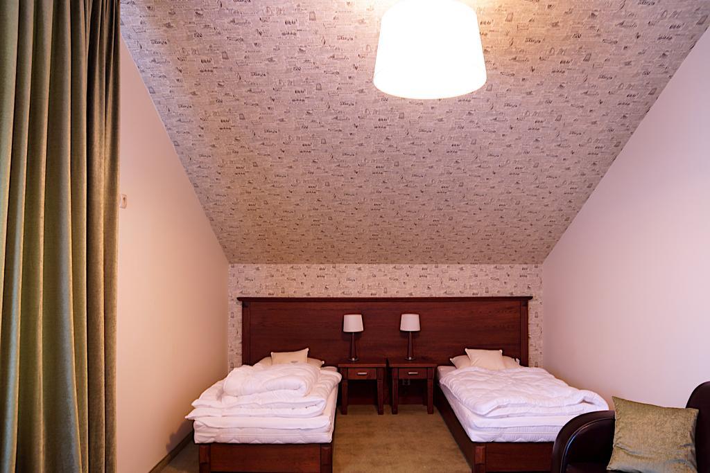 Hotel Neo Miedzyrzecz Room photo